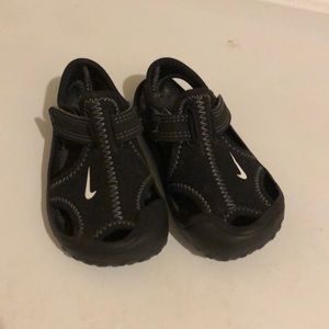Nike sandal/water shoes